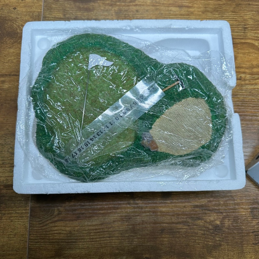 Department 56 Village Accessories Putting Green Golf Course Miniature 52740 Box - Picture 6 of 8